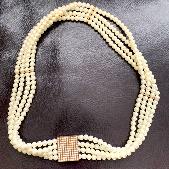 Brand New Pearl Belt - Picture 5 of 5